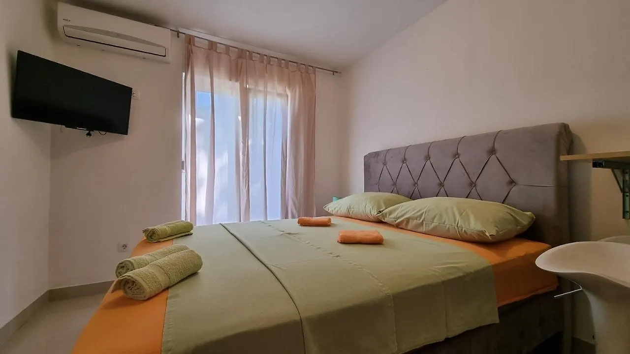 Apartments Bellator سيلو 0*,