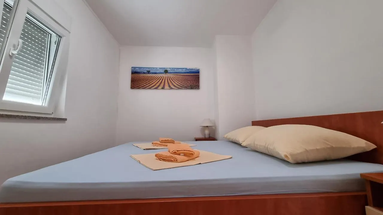 Apartments Bellator سيلو