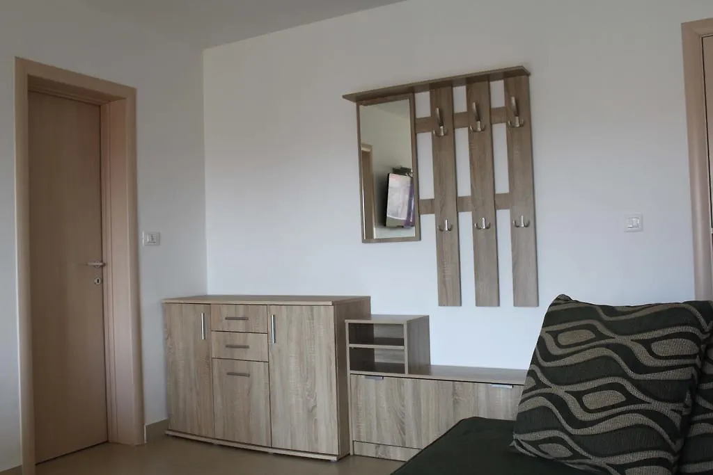 Apartments Bellator سيلو