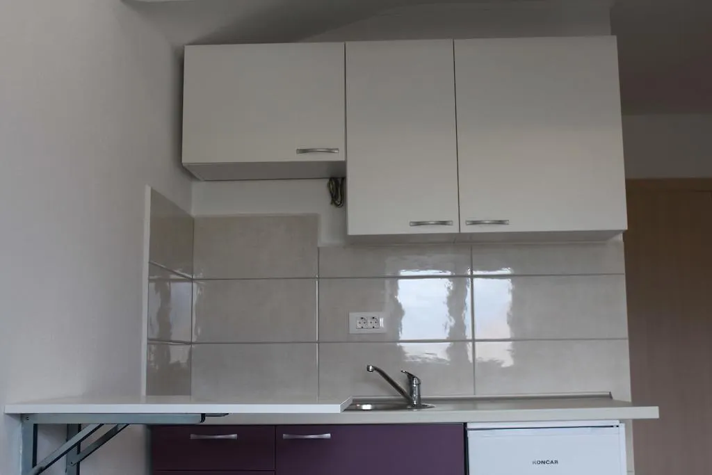 Apartments Bellator سيلو